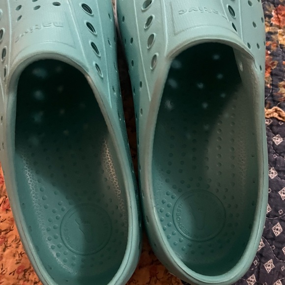 Natives - Picture 4 of 5